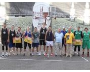 Перший стрітбольний турнір на футбольній арені відбувся у Запоріжжі