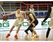 Поразка у першому домашньому матчі року